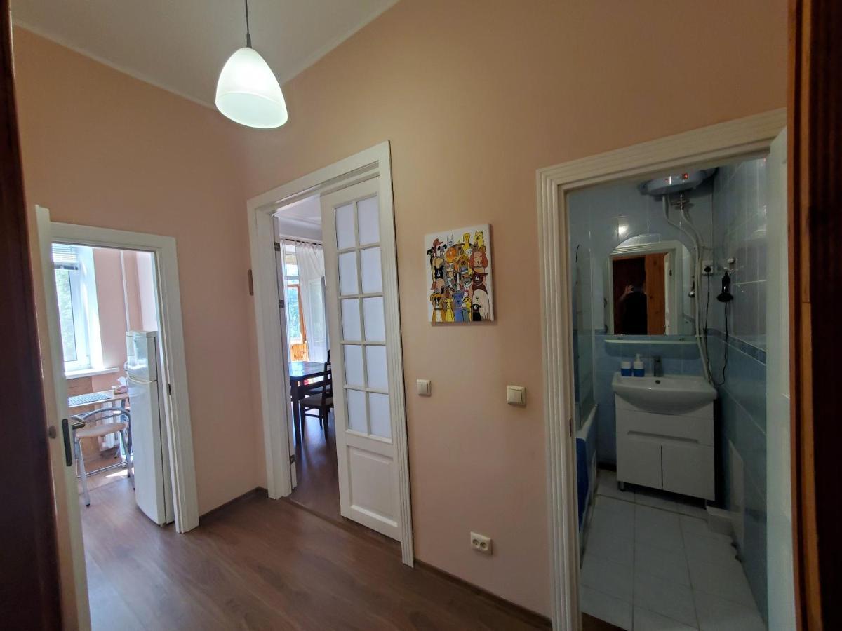 Kyiv Top Location 60M2 Apt In Old City Fast Wifi Selfchekin Екстериор снимка
