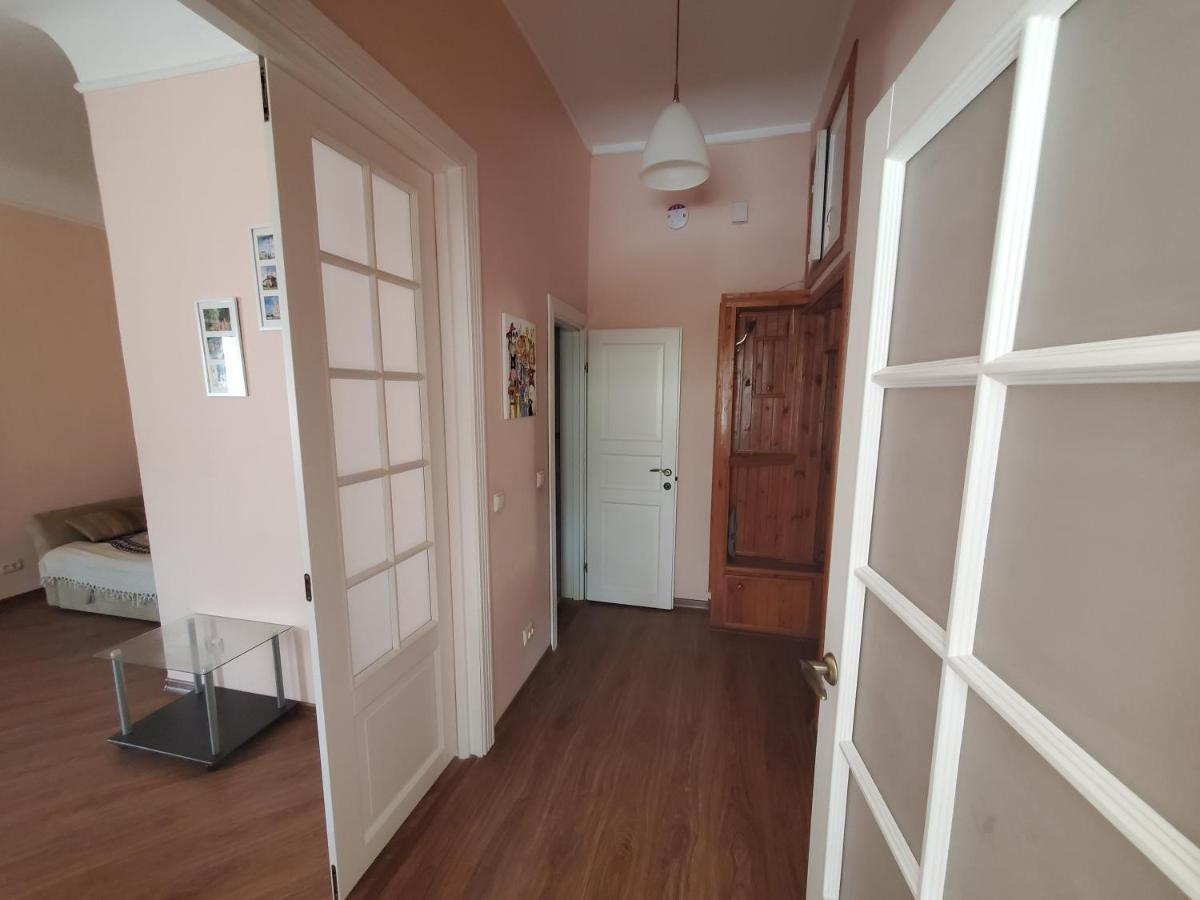 Kyiv Top Location 60M2 Apt In Old City Fast Wifi Selfchekin Екстериор снимка